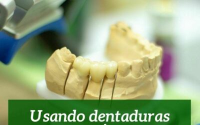Usando dentaduras postizas